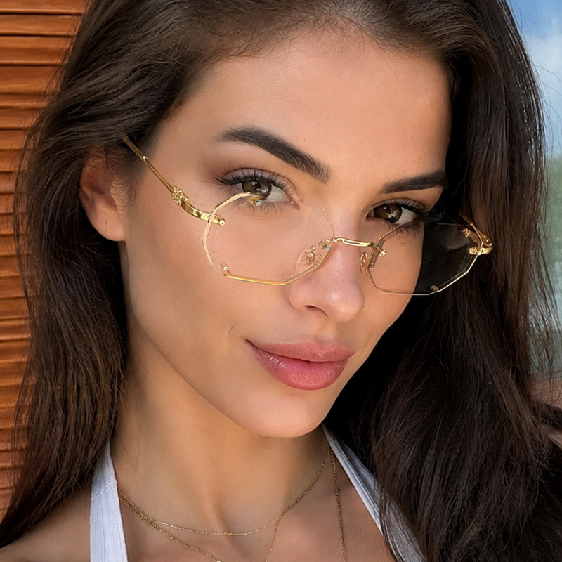 Polygonal metal sunglasses ret - огляд і ціна Women Fashion Pose